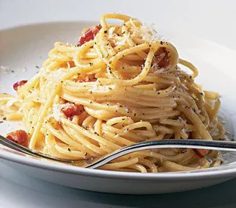 Așa cum este Carbonara paste