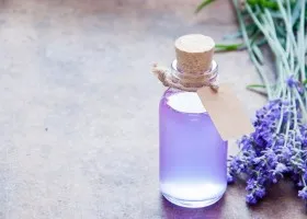Ulei esential de lavanda pentru fata