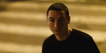 Oameni ca noi să revizuiască Oameni ca noi să revizuiască