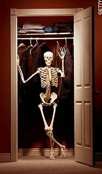 După cum ai în dulap După cum ai în dulap