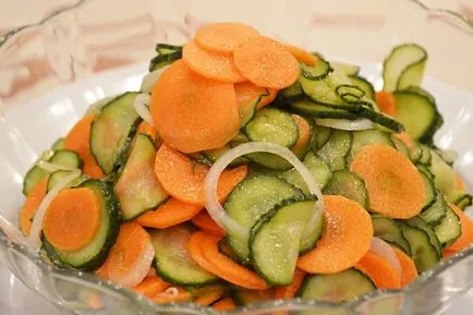 Salata cu cartofi și morcovi Salata cu cartofi și morcovi