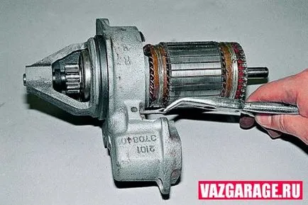 Cum să dezasamblați un vaze starter
