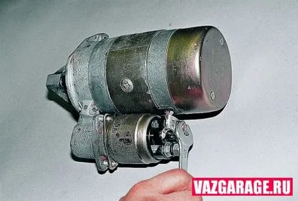 Cum să dezasamblați un vaze starter