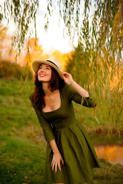 Ce să poarte o rochie verde