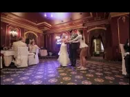 Iată un dans de nunta Iată un dans de nunta