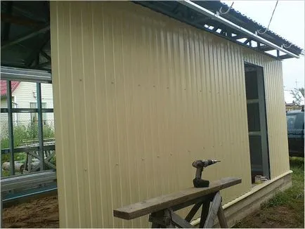 Mâinile lui garaj fier Mâinile lui garaj fier