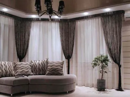 Decoratiuni pentru perdele cu mâinile Decoratiuni pentru perdele cu mâinile