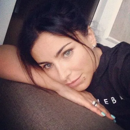 Ani Lorak fara machiaj