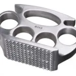 Knuckles ca o armă corp la corp