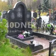 Cum de a decora morminte în cimitire Cum de a decora morminte în cimitire