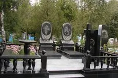 Cum de a decora morminte în cimitire