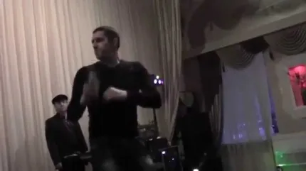 Mireasa cânte rap pentru mire Mireasa cânte rap pentru mire