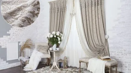 Decoratiuni pentru perdele cu mâinile