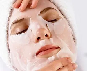 Utilizarea de măști faciale Utilizarea de măști faciale