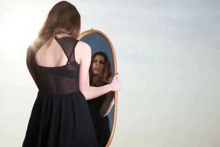 De ce nu poate exista în fața oglinzii