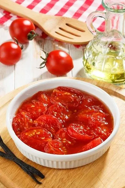 Tomate la domiciliu