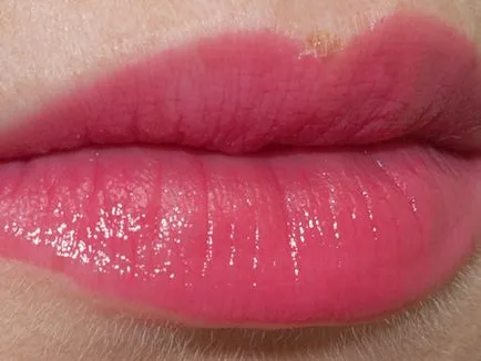 Meu ruj și luciu de buze