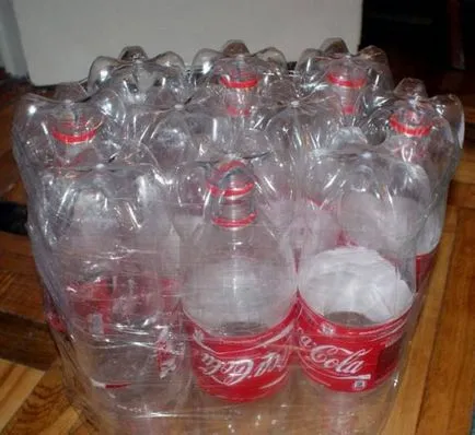 Otomane din sticle de plastic cu propriile lor mâini