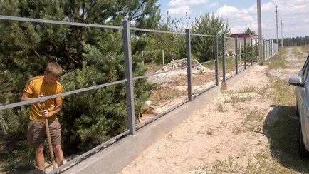 Garduri din foi de metal cu propriile lor mâini Garduri din foi de metal cu propriile lor mâini