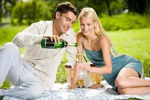 13 sfaturi pentru a invita un tip sau o fată pentru o dată