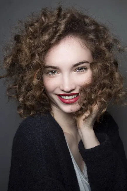 31 de păr Hairstyle pentru umeri