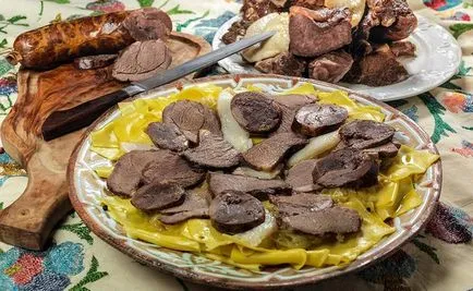 Beshbarmak rețetă și de hrănire metode