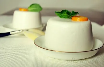 pas Blanmanzhe- cu rețete pas acasă (rețete Blancmange-pas de la fotografii de acasă instrucțiuni video, fel de mâncare caș brânză de vaci de fructe de ananas clasic de ciocolată) pas Blanmanzhe- cu retete pas la domiciliu
