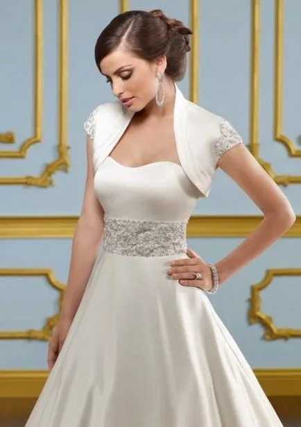 Bolero de nunta (68 poze) pe rochie, dantelă, cu glugă, cu maneca lunga, blana, pentru (DRESS) Bolero de nunta (68 poze) pe rochie, dantelă, cu glugă, cu maneca lunga, blana, pentru
