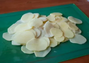 Chips în casă simple, rețete cu fotografii și video (ulei vegetal rafinat) Chips în rețetele de origine simple, cu fotografii și video