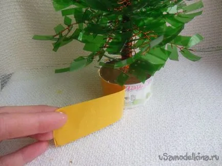 Arbori din sticle de plastic