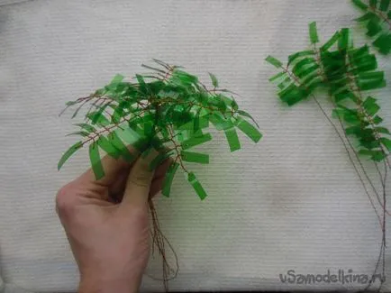 Arbori din sticle de plastic