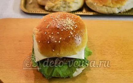 Homemade pas cu pas reteta cheeseburger (23 poze) (modul de a face un cheeseburger de casă) Homemade pas cu pas reteta cheeseburger (23 poze)
