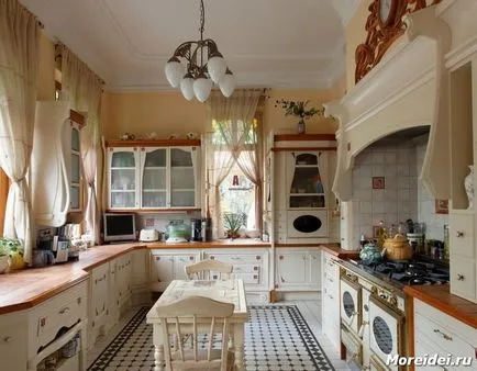 Design de bucătărie cu două ferestre - 7 exemple (două) Design de bucătărie cu două ferestre - 7 exemple
