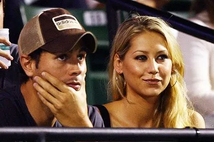 Enrique Iglesias a făcut aluzie la o nunta cu enervezi Kurnikovoy, bârfă (Iglesias) Enrique Iglesias a făcut aluzie la o nunta cu enervezi Kurnikovoy, bârfe