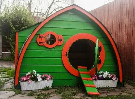 Casa pentru puii cu propriile lor mâini construit special atelier și foto (construcții) Casa pentru puii cu mâinile lor în special în clădiri, atelier și fotografie