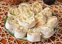 Loaf umplute cu reteta de conserve de pește cu fotografie (pâine de grâu) Loaf umplute cu reteta de conserve de pește, cu o fotografie