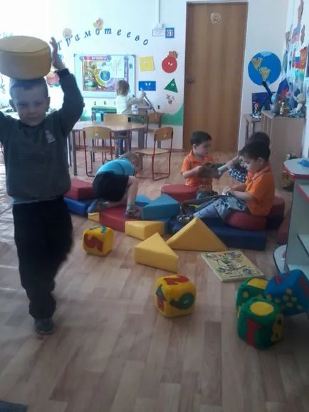 Reportaj foto „modul în care ne-am petrecut în acest an școlar! 