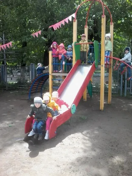 Reportaj foto „modul în care ne-am petrecut în acest an școlar! 