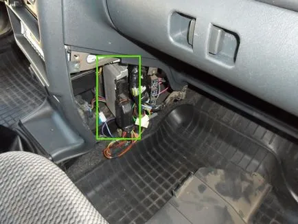 În cazul în ECU 2114 și 2115 (supape 8 și 16), - controlerul unității de comandă a motorului de înlocuire (găsit) În cazul în ECU 2114 și 2115 (supape 8 și 16); - control al motorului regulatorului pentru înlocuirea unității