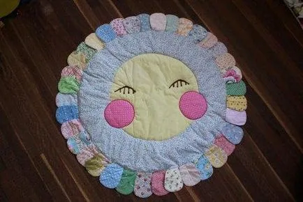 Se joaca cu copilul ei în 1 lună - precum și ce să se joace cu copilul, activități de dezvoltare (ocuparea forței de muncă) Se joaca cu copilul ei în 1 lună - precum și ce să se joace cu copilul, activități de dezvoltare