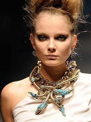 Ce bijuterii este în normele de bijuterii purtate de moda, ce să poarte perle