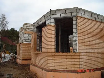 Ca stabilire fațadă cărămizi, seminee si sobe Ekaterinburg