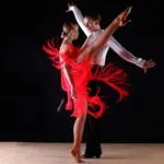 Cum să învețe să danseze salsa