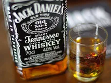 Cum de a bea Jack Daniel s