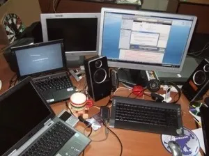 Cum de a conecta laptop-ul la laptop, toate răspunsurile aici (pentru a conecta notebook-laptop-ul) Cum de a conecta laptop-ul la laptop, toate răspunsurile aici