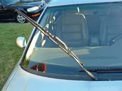 Cum se schimbă ștergătoarele de perie (ștergătoarelor) (ștergătoarelor de parbriz) Cum se schimba ștergătorul de perie (ștergător)