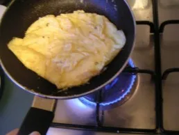 Cum de a găti un drept omletă, magie (se toarnă un amestec de aprovizionare) Cum de a găti un drept omletă, magie