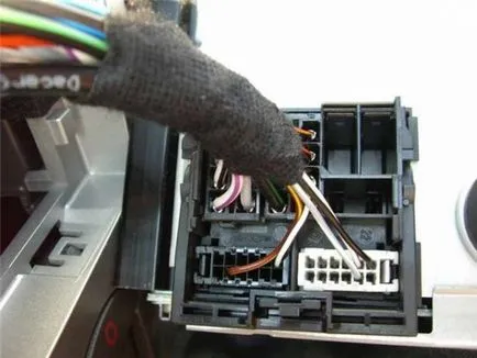 Cum de a debloca radioul auto