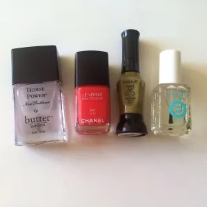 Cum sa faci manichiura luna la domiciliu, casa franceză, fotografie
