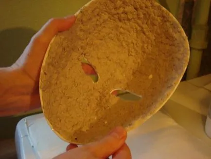 Cum sa faci o masca din papier mache cu mâinile lor, clasa de master (masca) Cum sa faci o masca din papier mache cu mâinile lor, clasa de master